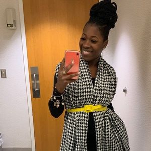 Meet your Posher, Dalesia